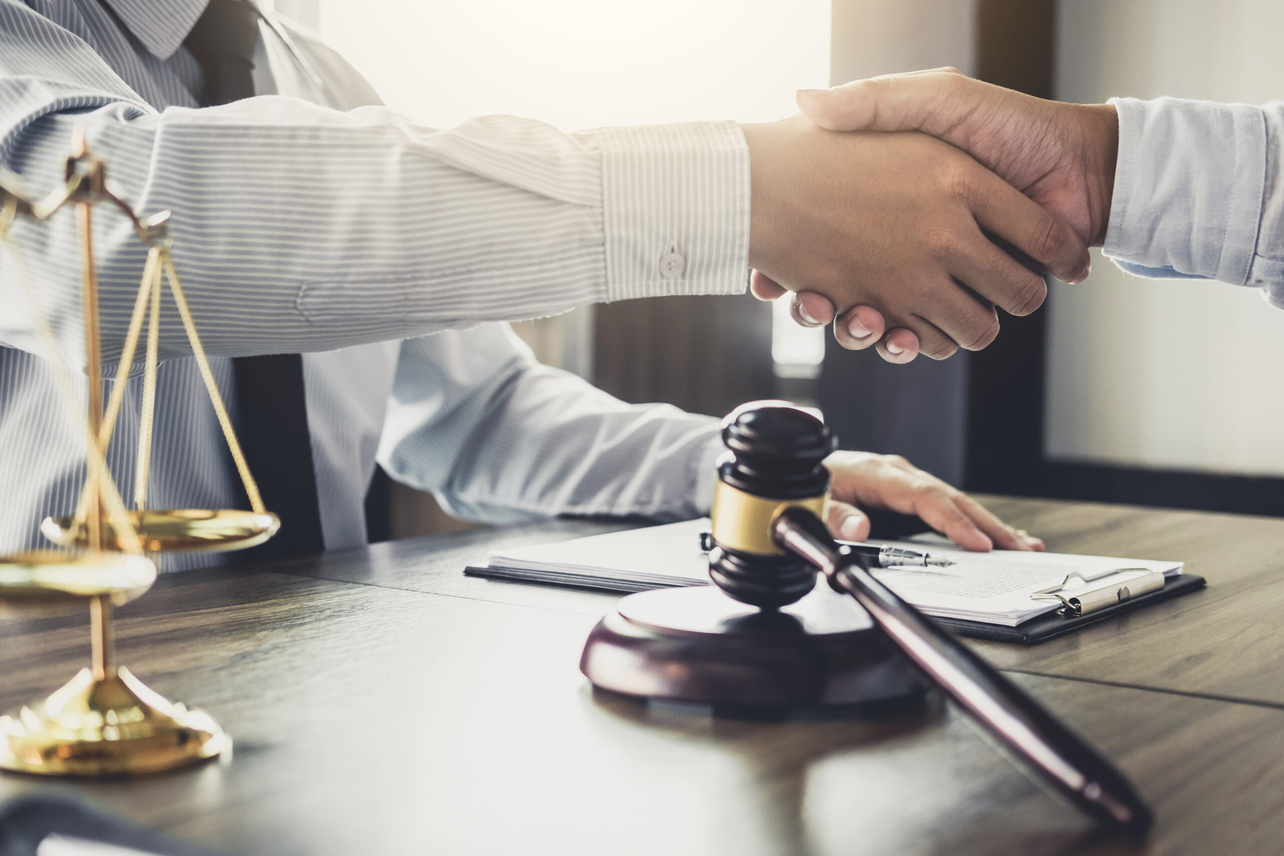 How Witness Testimony Strengthens Your Case in Wesley Chapel, FL